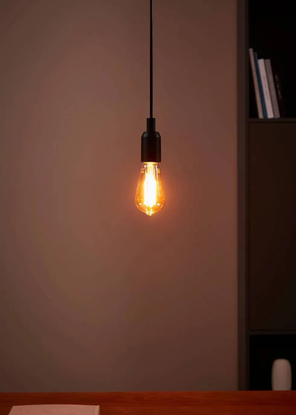 Eglo LED lamp E27 Golden Age extra warm 300 lm 4 W ST64