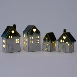 Intratuin beeld Albin huisje met LED wit / groen 7,5 x 6,5 x 11 cm