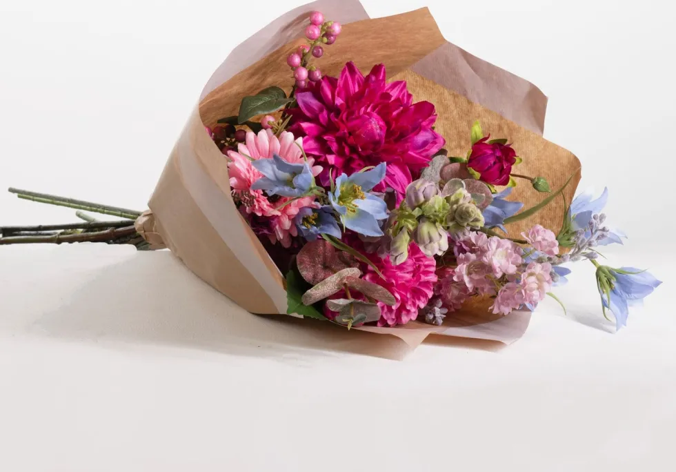 Intratuin kunstbloemen boeket Ivy roze H 70 cm