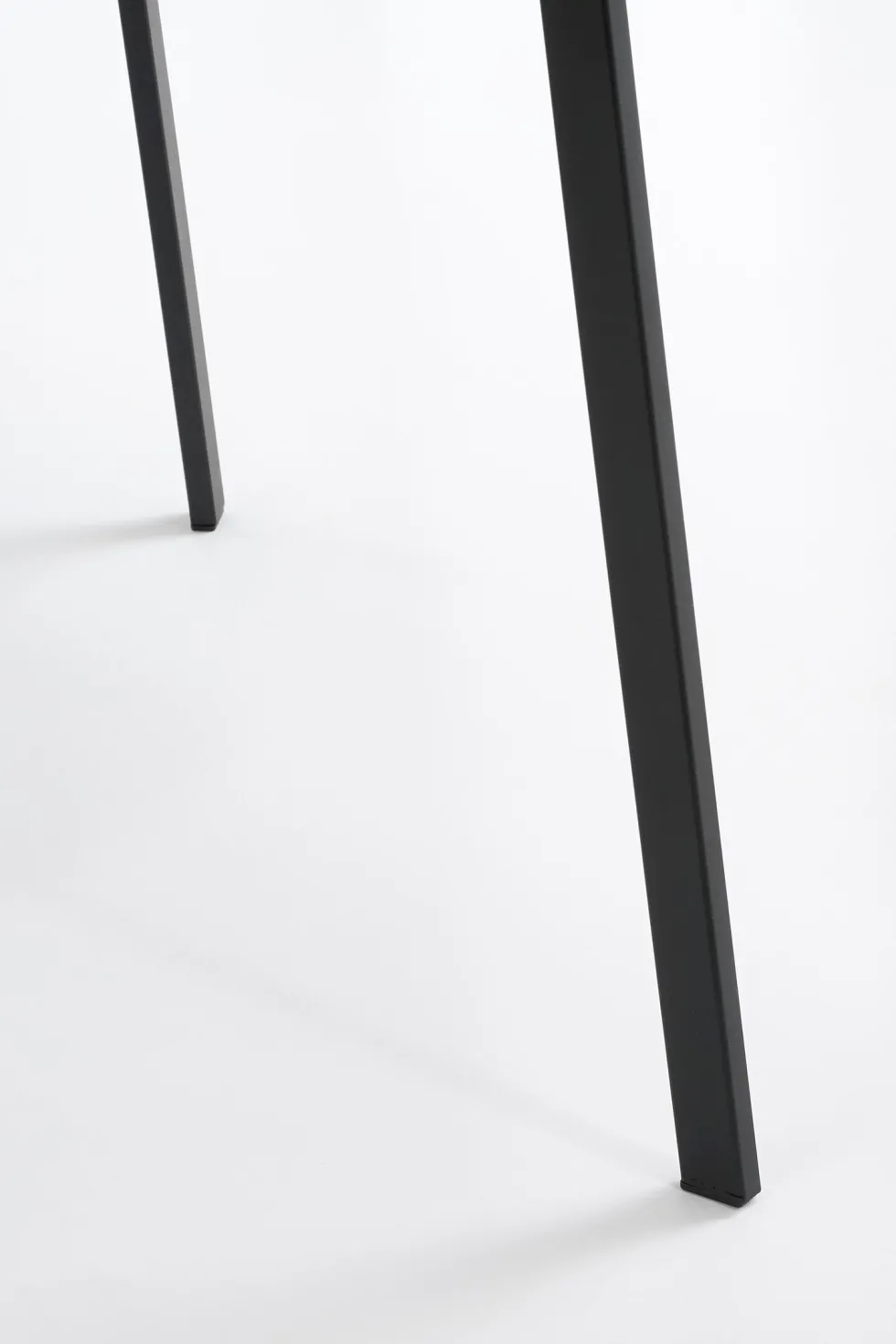 Mica Decorations bijzettafel Seatle zwart D 38 H 58 cm