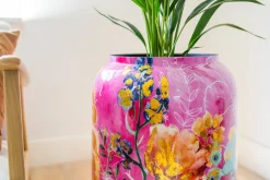 TS bloempot Designed by Lammie fiesta roze D 30 H 42 cm